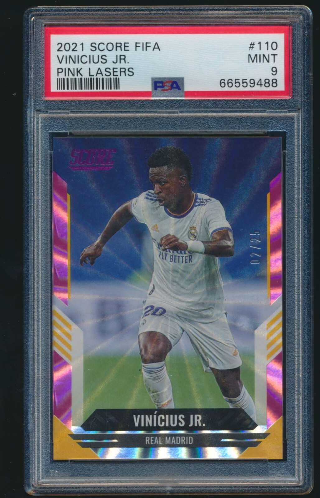 VINICIUS JR. 2021 SCORE FIFA SOCCER PINK LASERS /2