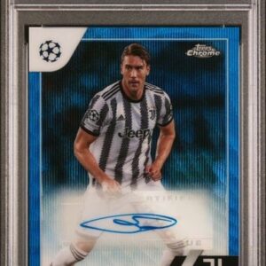 2022-23 Topps Chrome UCC Dusan Vlahovic Blue Wave Ref Auto /75 Juventus PSA 9